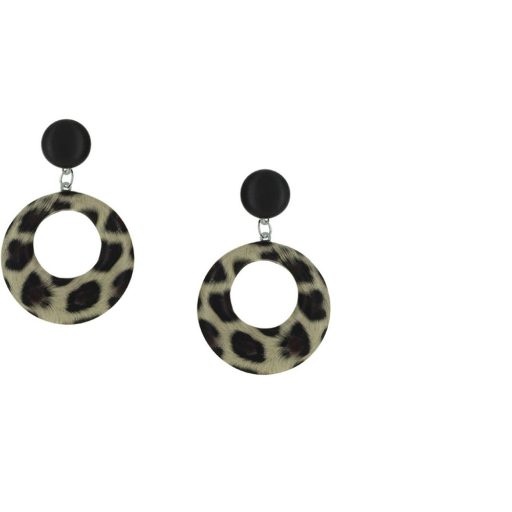 Olivia Welles earrings